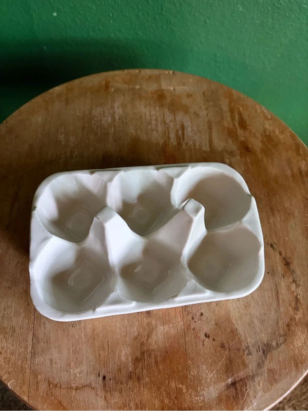Vintage White Ceramic Egg Carton fits 6 eggs